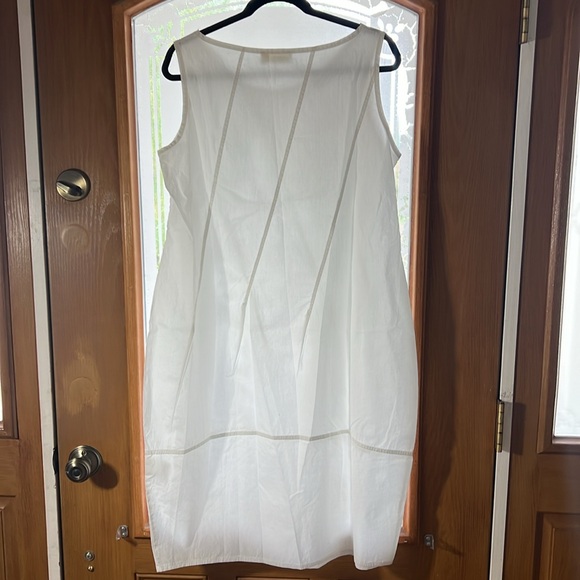 Luukaa White Tulip Sleeveless Dress 100% Cotton, Sz 8 - Picture 2 of 6